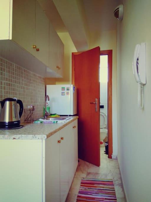 Tiny Loft Studio In The Heart Of Thessaloniki,17 Square Meters,On The Terrace Of The Building Экстерьер фото